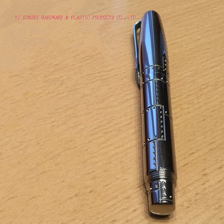 Tactical pen